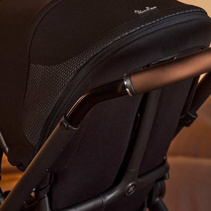 Silver Cross Reef 2 & Carrycot - Preorder for late September shipment